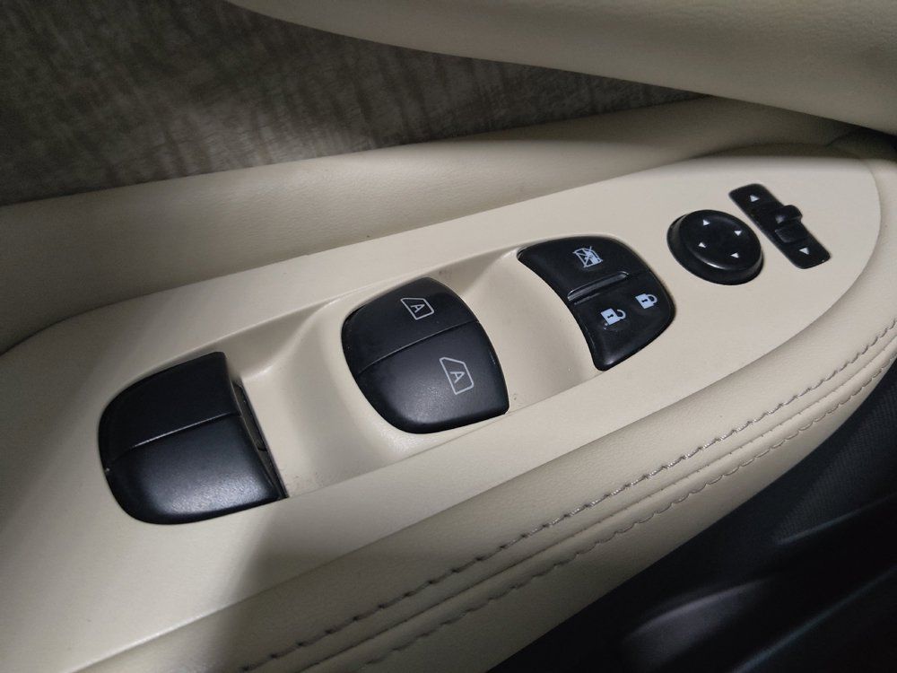 Used 2021 Nissan Murano SV FWD image 27