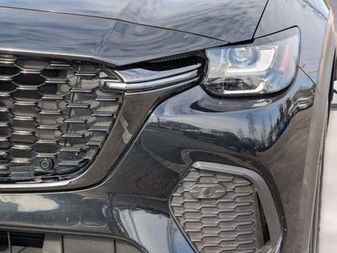 Used 2025 MAZDA CX-70 3.3 Turbo w/ Preferred Package image 11