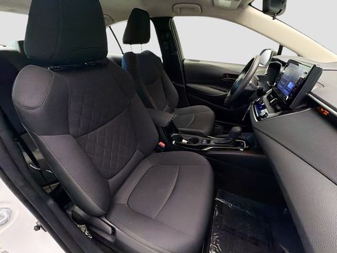 Used 2022 Toyota Corolla LE image 15