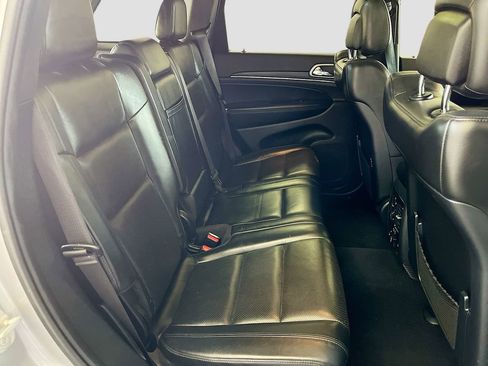 Used 2020 Jeep Grand Cherokee Limited w/ Luxury Group II AWD/4WD image 29