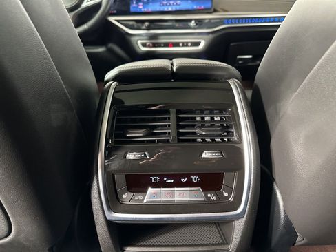 Certified 2025 BMW X5 xDrive40i w/ M Sport Package AWD/4WD image 25