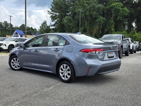 Used 2024 Toyota Corolla LE FWD image 4