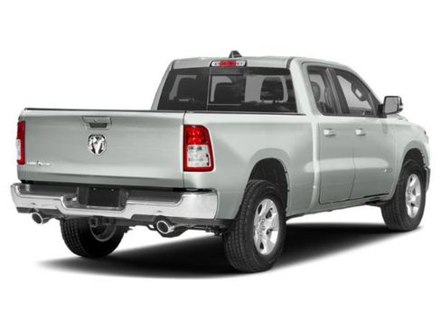 Used 2022 RAM 1500 Big Horn AWD/4WD image 2