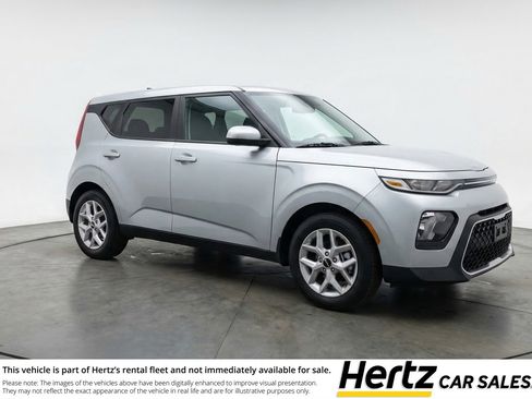 Used 2025 Kia Soul LX w/ LX Technology Package FWD image 1