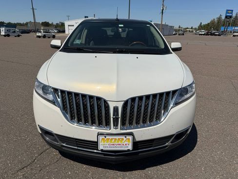 Used 2013 Lincoln MKX AWD image 6