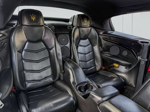Used 2015 Maserati GranTurismo Sport image 11