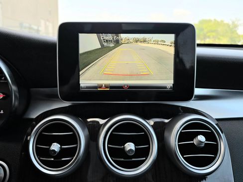 Used 2018 Mercedes-Benz GLC 300 4MATIC image 41