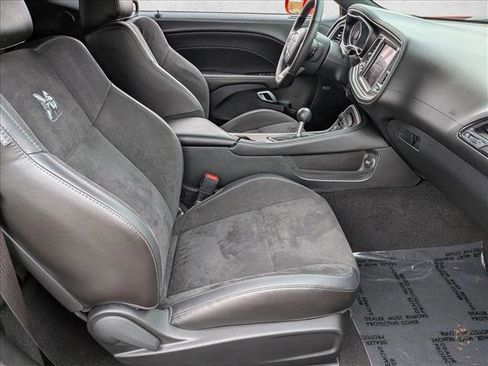 Used 2022 Dodge Challenger R/T Scat Pack w/ Dynamics Package RWD image 27