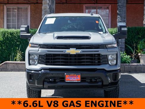 Used 2025 Chevrolet Silverado 2500 Custom w/ Custom Value Package RWD image 3