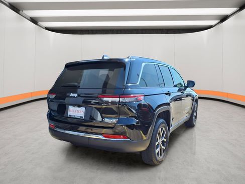 New 2025 Jeep Grand Cherokee Limited image 6