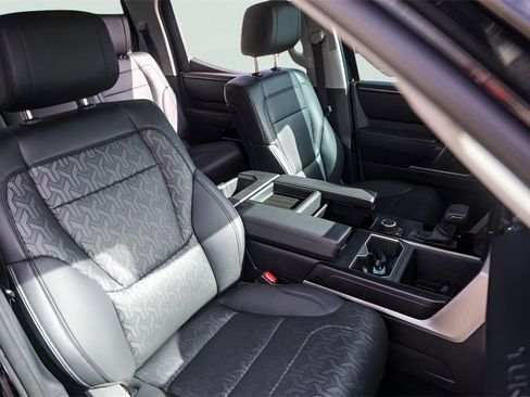 Used 2023 Toyota Tundra SR5 image 34