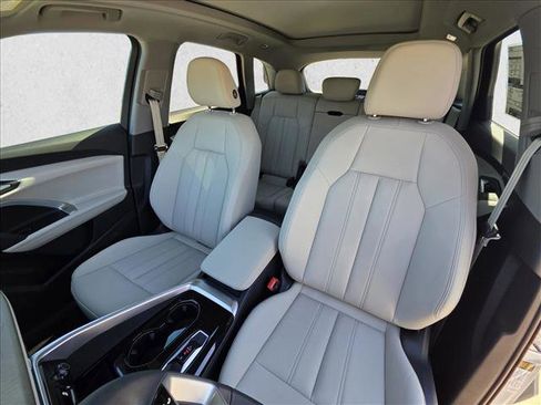 New 2025 Audi Q5 Premium image 14