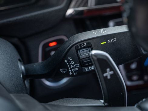 Used 2018 BMW M3 Base image 37