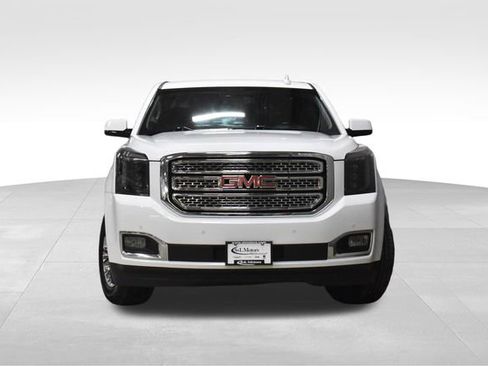 Used 2019 GMC Yukon XL SLT image 4