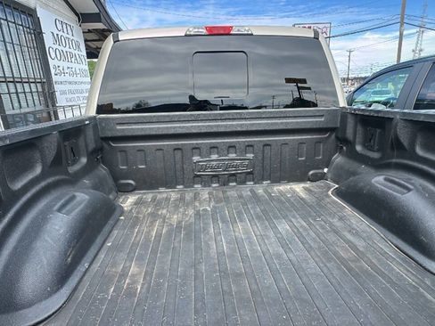 Used 2018 Ford F150 Lariat image 6