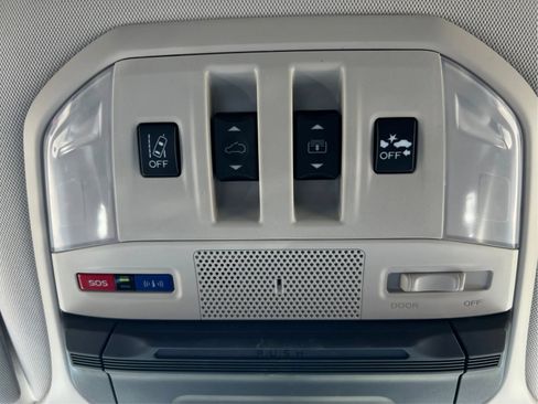 Used 2020 Subaru Ascent Limited w/ Technology Package AWD/4WD image 41