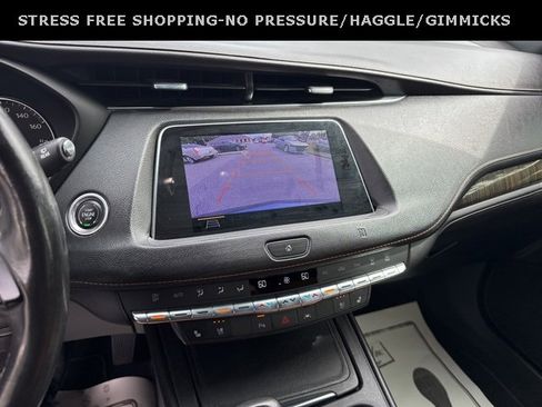 Used 2019 Cadillac XT4 Premium Luxury image 22