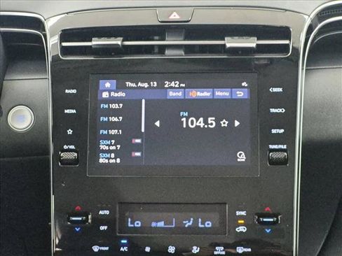 Used 2024 Hyundai Tucson SEL FWD image 17