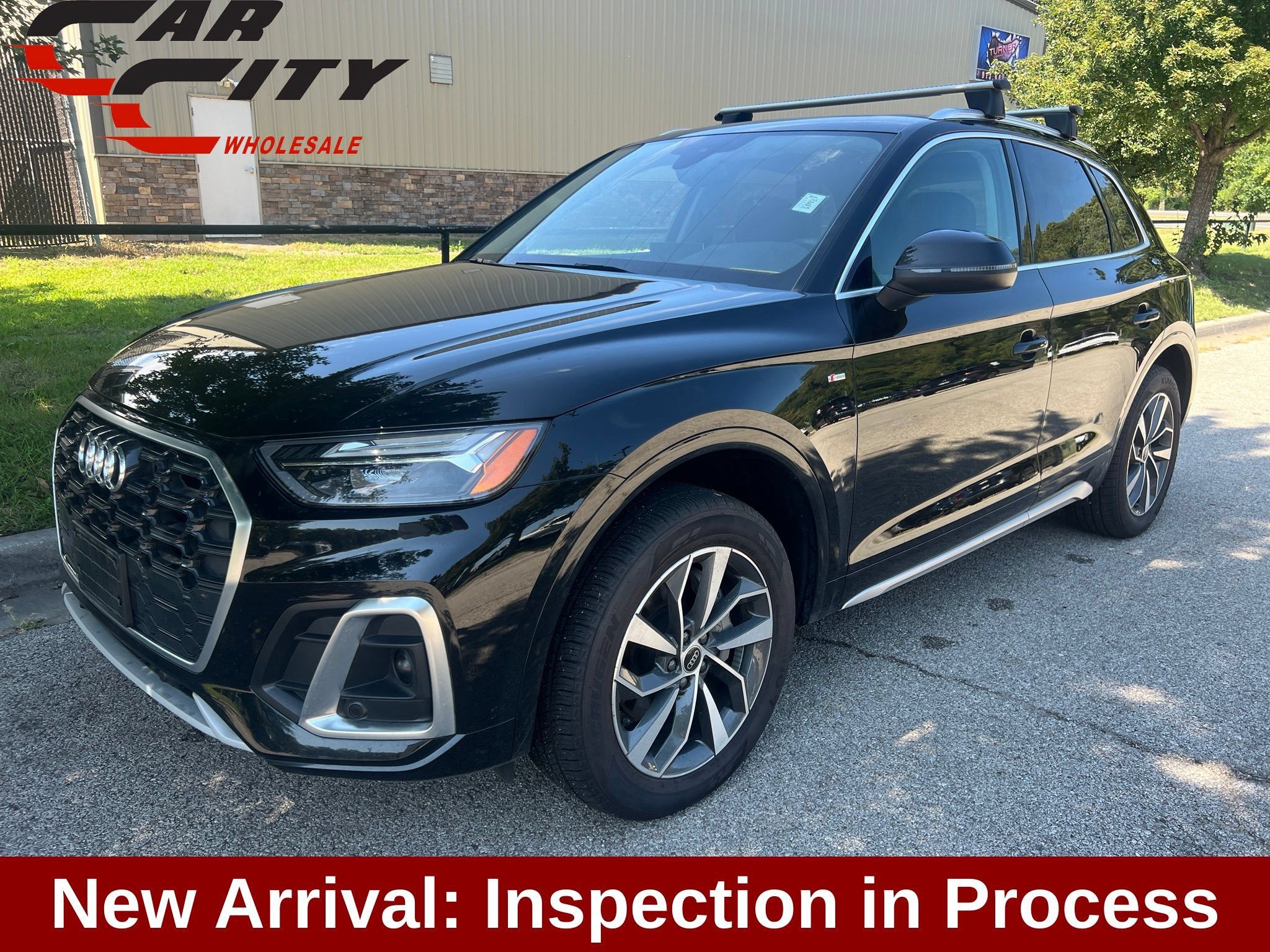 Used 2023 Audi Q5 2.0T Premium w/ Convenience Package AWD/4WD image 1