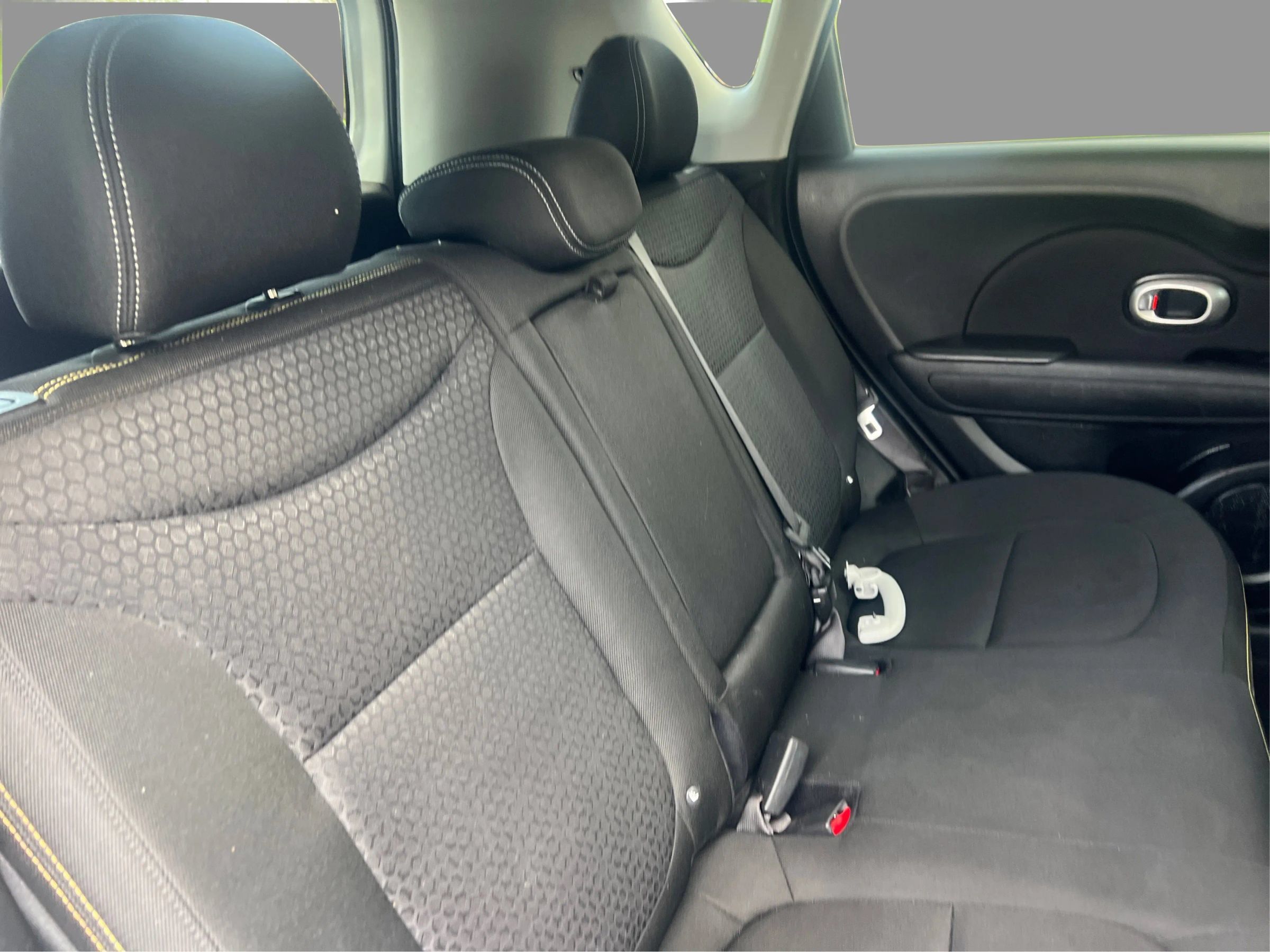 Used 2015 Kia Soul + FWD image 27