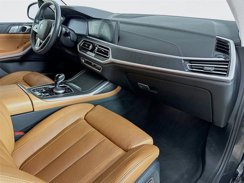 Used 2022 BMW X7 xDrive40i image 36