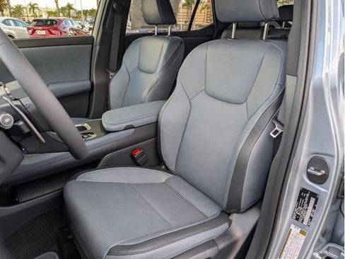 New 2026 Lexus RZ 450e 350e PREMIUM image 11