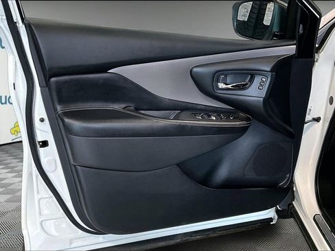 Used 2019 Nissan Murano SL w/ SL Technology Package image 9