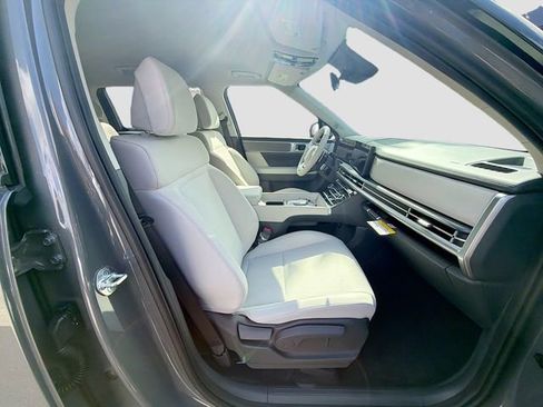 New 2026 Hyundai Santa Fe SE FWD image 27
