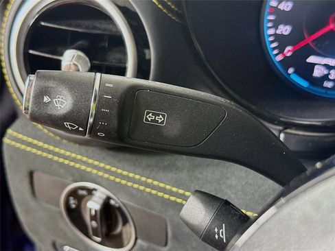 Used 2020 Mercedes-Benz AMG GT R w/ Exclusive Interior Package image 5