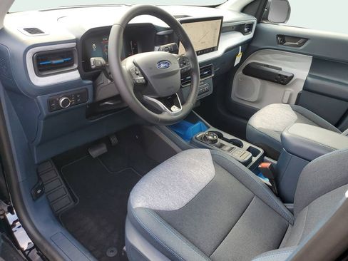 New 2025 Ford Maverick XLT w/ XLT Luxury Package AWD/4WD image 18