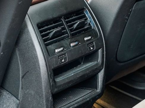 Used 2024 BMW X5 xDrive40i w/ M Sport Package image 19