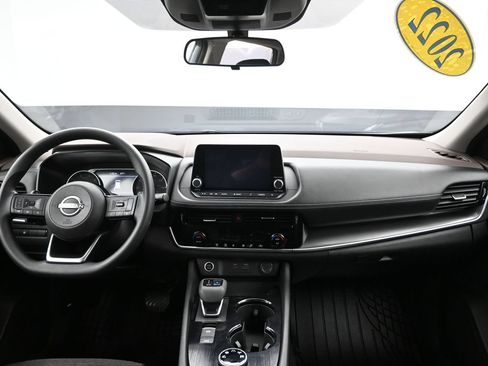 Used 2022 Nissan Rogue SV AWD/4WD image 20