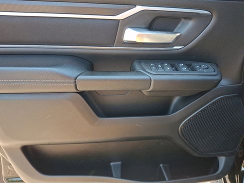 Certified 2025 RAM 1500 Big Horn AWD/4WD image 23