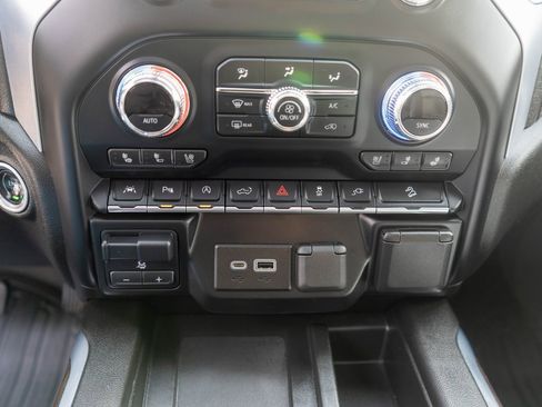 Used 2022 GMC Sierra 1500 SLT w/ SLT Premium Plus Package image 22