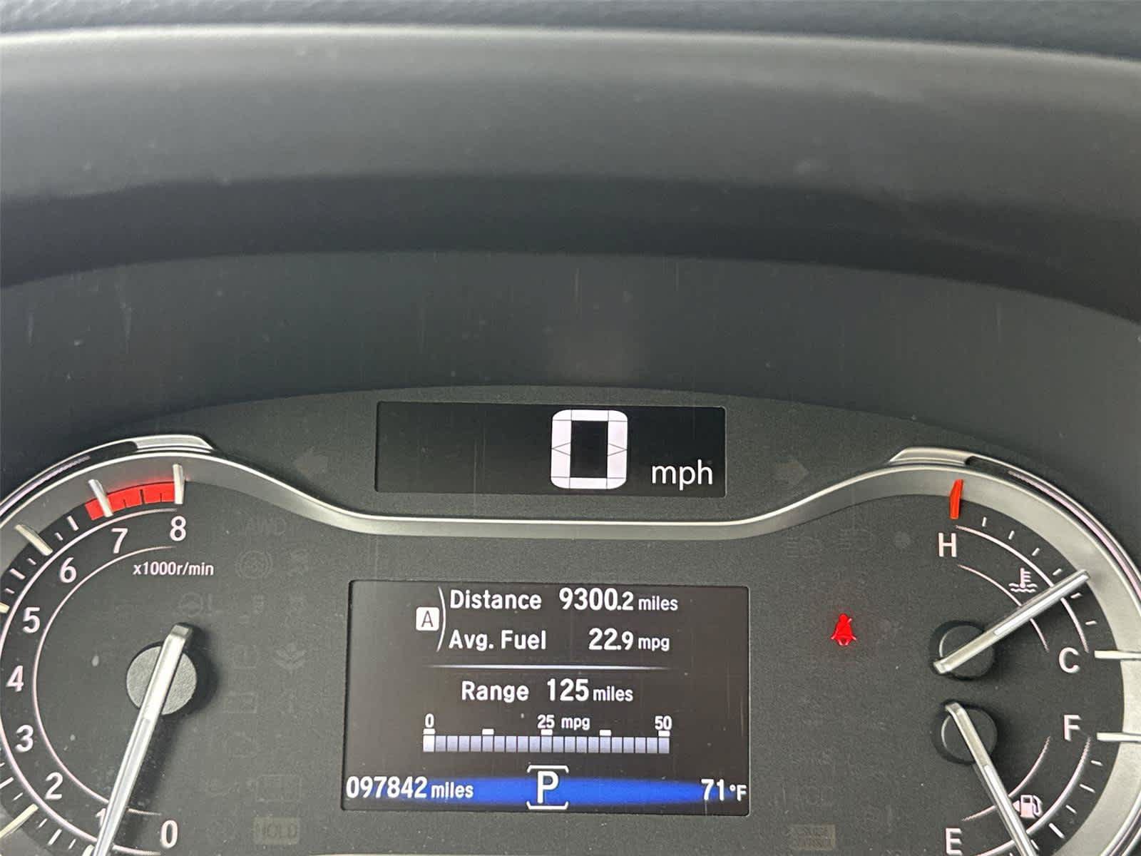 Used 2018 Honda Pilot Touring image 18