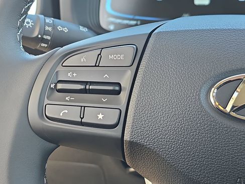 New 2026 Hyundai Venue SEL image 16