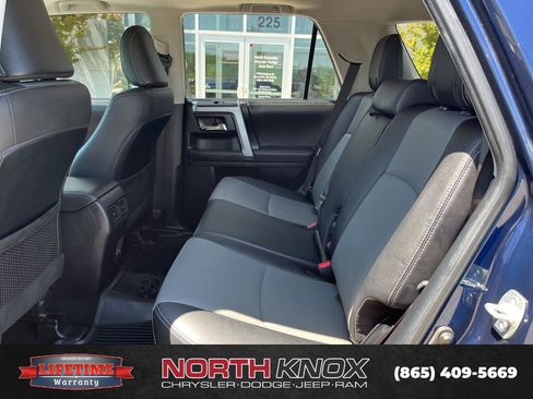 Used 2022 Toyota 4Runner SR5 Premium w/ Moonroof Package AWD/4WD image 14