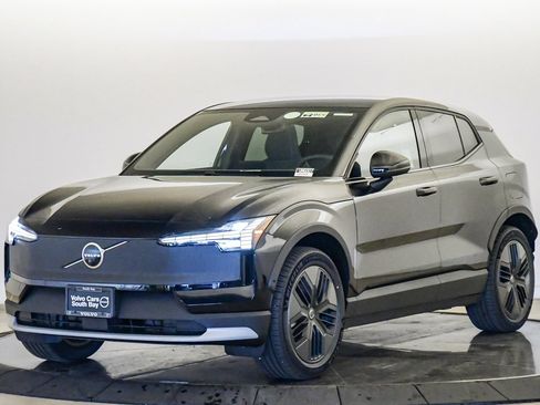 New 2026 Volvo EX30 Cross Country Ultra AWD/4WD image 1