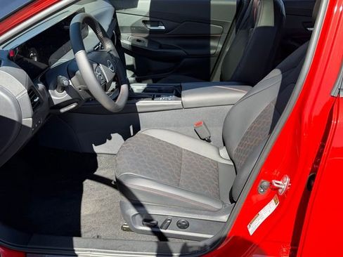 New 2026 Nissan Sentra SR FWD image 19