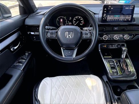 Used 2025 Honda CR-V Sport Touring image 7