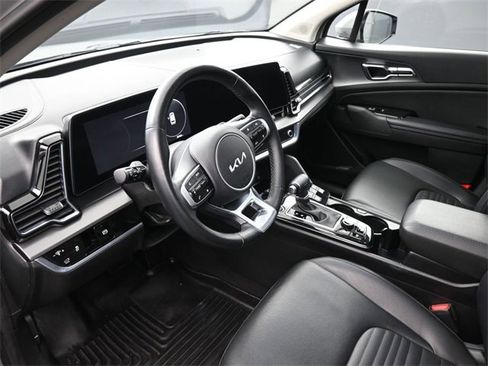 Used 2023 Kia Sportage SX image 19