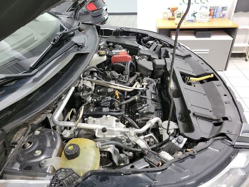 Used 2021 Nissan Rogue S image 50