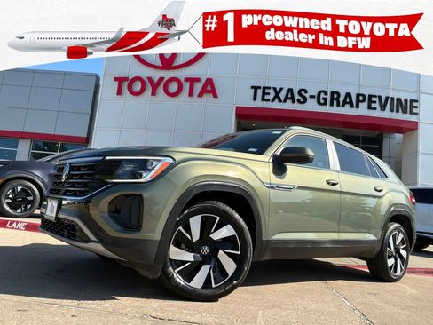 Used 2026 Volkswagen Atlas Cross Sport SE AWD/4WD image 1