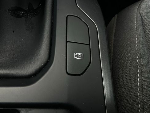 Used 2025 Kia K4 LXS image 24