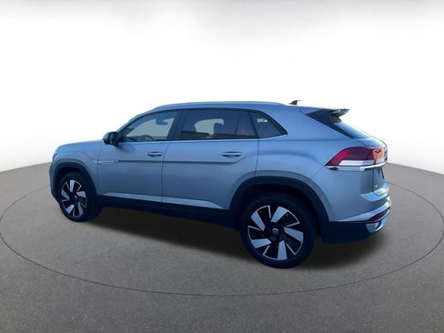 Used 2025 Volkswagen Atlas Cross Sport SE image 10