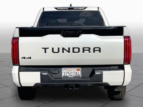 Used 2024 Toyota Tundra Platinum AWD/4WD image 4