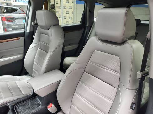Certified 2017 Honda CR-V Touring image 19