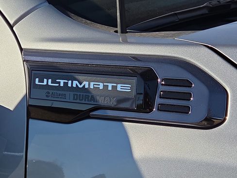 New 2026 GMC Sierra 2500 Denali Ultimate w/ Max Trailering Package image 6