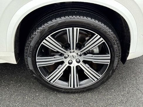 Used 2024 Volvo XC90 T8 Ultimate w/ Lounge Package image 9