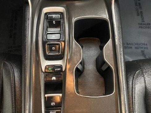 Used 2021 Honda Accord EX-L image 11